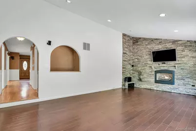 1 Sarah Drive, Dix Hills, NY 11746 - Photo 20
