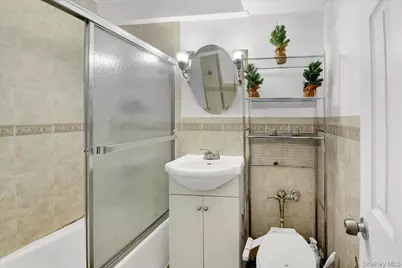 2835 Webb Avenue #4B, Bronx, NY 10468 - Photo 8