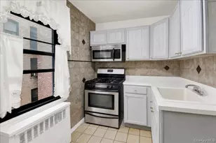 2835 Webb Ave, Bronx, NY 10468 - Photo 6