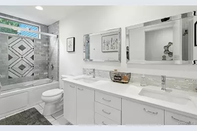 100 Manor Lane, Jamesport, NY 11901 - Photo 6
