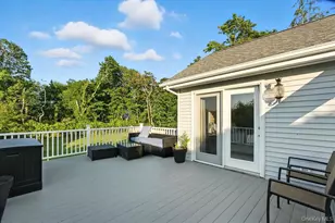 100 Manor Ln, Jamesport, NY 11901 - Photo 20