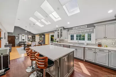 364 Twilight Lane, Smithtown, NY 11787 - Photo 6