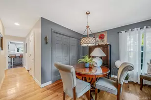 364 Twilight Ln, Smithtown, NY 11787 - Photo 16
