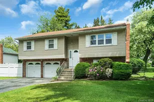 111 Daly Rd, East Northport, NY 11731 - Photo 4