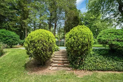111 Daly Road, East Northport, NY 11731 - Photo 38