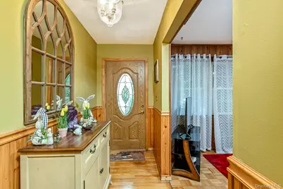 3 Boston Avenue, Medford, NY 11763 - Photo 6