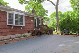 3 Boston Avenue, Medford, NY 11763 - Photo 30