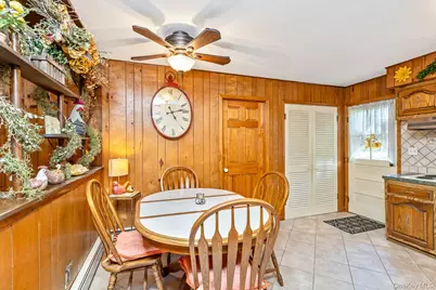 3 Boston Avenue, Medford, NY 11763 - Photo 10