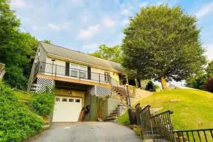 5 Meadowbrook Dr, Ossining, NY 10562 - Photo 2