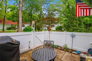 831 Blue Ridge Dr, Medford, NY 11763 - Photo 6