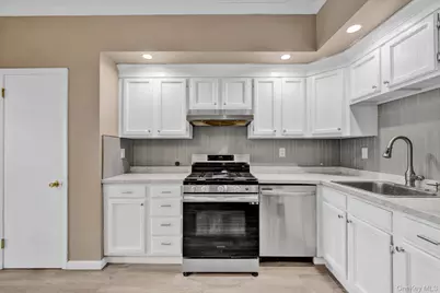 85 Main Street #3rd Floor, Nyack, NY 10960 - Photo 4