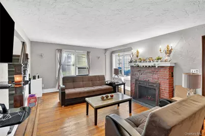207 New Hyde Park Road, New Hyde Park, NY 11040 - Photo 6
