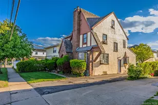 207 New Hyde Park Rd, New Hyde Park, NY 11040 - Photo 2