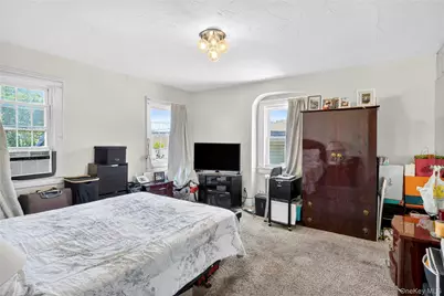 207 New Hyde Park Road, New Hyde Park, NY 11040 - Photo 14