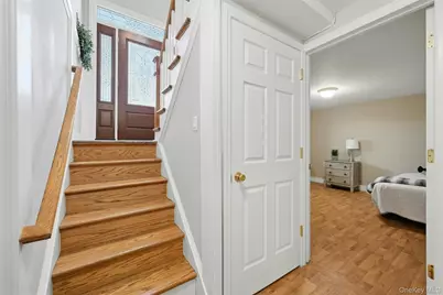 661 Shore Drive, Oakdale, NY 11769 - Photo 26