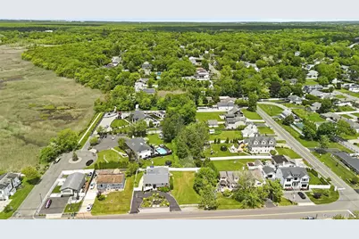 661 Shore Drive, Oakdale, NY 11769 - Photo 6