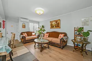 67-03 180th St, Fresh Meadows, NY 11365 - Photo 4