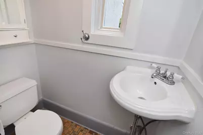 370 Scarsdale Road, Tuckahoe, NY 10707 - Photo 20