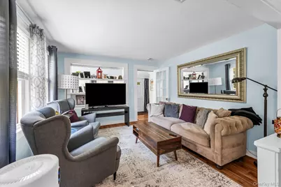 [Address not provided], Bellport, NY 11713 - Photo 8
