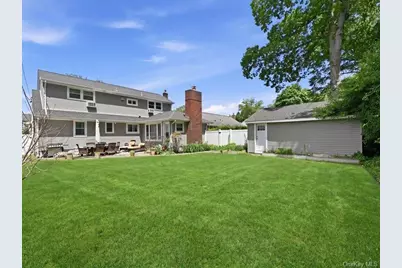 955 Bruce Drive, Wantagh, NY 11793 - Photo 22