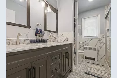955 Bruce Drive, Wantagh, NY 11793 - Photo 12