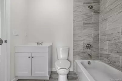 27 Wayne Avenue, West Haverstraw, NY 10993 - Photo 10