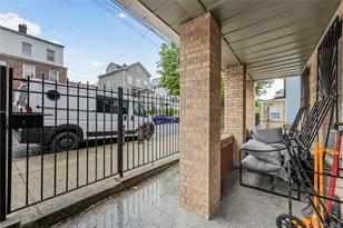4733 Carpenter Ave, Bronx, NY 10470 - Photo 4