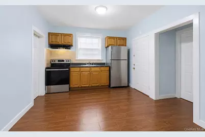 4733 Carpenter Avenue, Bronx, NY 10470 - Photo 22