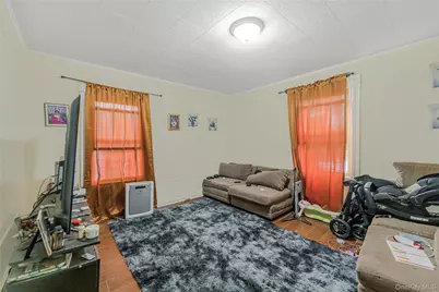 4733 Carpenter Avenue, Bronx, NY 10470 - Photo 20