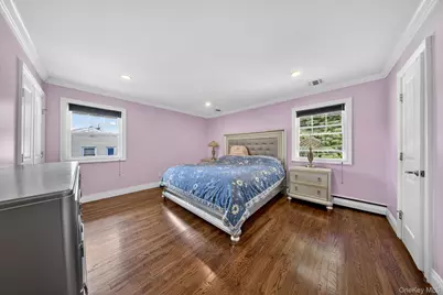 6 Holly Lane, Jericho, NY 11753 - Photo 12