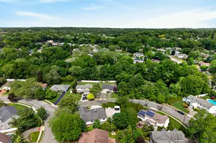 6 Holly Ln, Jericho, NY 11753 - Photo 28