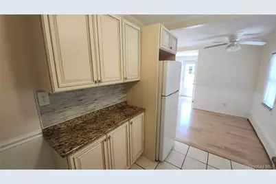 95 Pleasure Avenue, Ronkonkoma, NY 11779 - Photo 14