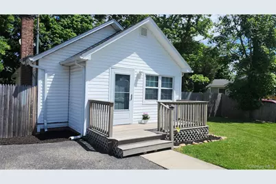 95 Pleasure Avenue, Ronkonkoma, NY 11779 - Photo 28