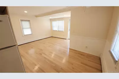 95 Pleasure Avenue, Ronkonkoma, NY 11779 - Photo 12