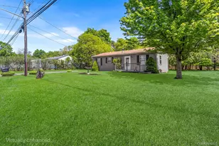 511 Bourdois Ave, Bellport, NY 11713 - Photo 2
