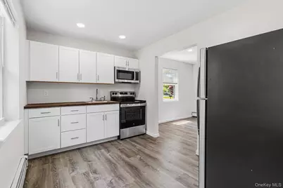 511 Bourdois Avenue, Bellport, NY 11713 - Photo 8