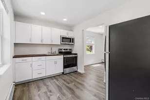 511 Bourdois Ave, Bellport, NY 11713 - Photo 8