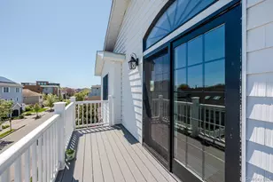 75 Curley St, Long Beach, NY 11561 - Photo 30