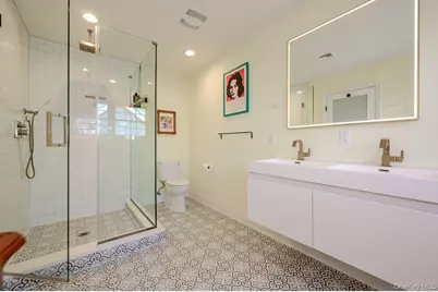 75 Curley Street, Long Beach, NY 11561 - Photo 20