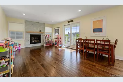 75 Curley Street, Long Beach, NY 11561 - Photo 8
