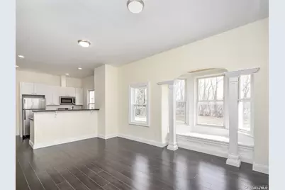 15 Summit Place #1E, Glen Cove, NY 11542 - Photo 4