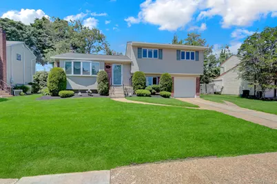 33 Brook Path, Plainview, NY 11803 - Photo 1