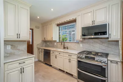 103 Manhattan Avenue, Tuckahoe, NY 10707 - Photo 6