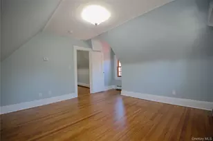 69-56 Exeter St, Forest Hills, NY 11375 - Photo 18