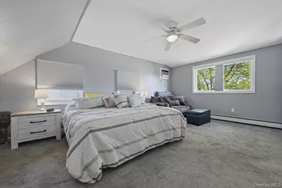 13 Grove Lane, Levittown, NY 11756 - Photo 20