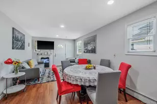 119 N 1st Ave, Bay Shore, NY 11706 - Photo 18