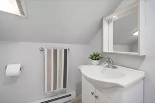 119 N 1st Ave, Bay Shore, NY 11706 - Photo 32