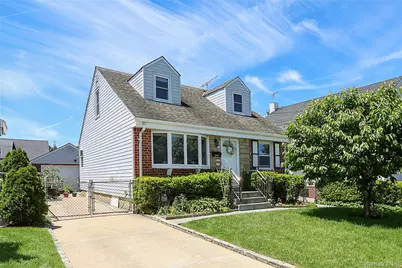 251 McKinley Parkway, Mineola, NY 11501 - Photo 1