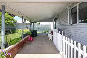 251 Mckinley Pkwy, Mineola, NY 11501 - Photo 24
