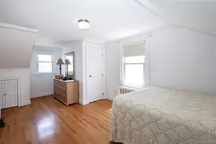 251 Mckinley Pkwy, Mineola, NY 11501 - Photo 20